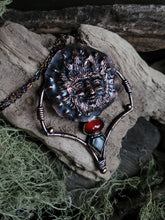 Carica l'immagine nel visualizzatore di Gallery, Ade