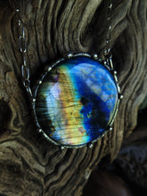 Carica l'immagine nel visualizzatore di Gallery, Full moon Labradorite