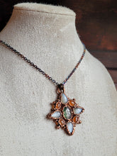 Carica l'immagine nel visualizzatore di Gallery, Incanto d'inverno