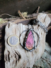 Carica l'immagine nel visualizzatore di Gallery, Brynn