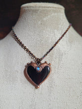 Carica l'immagine nel visualizzatore di Gallery, Cuore di Strega 🖤