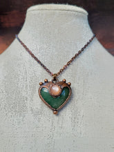 Carica l'immagine nel visualizzatore di Gallery, Love Avventurina e Adularia pesca