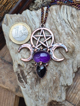 Carica l'immagine nel visualizzatore di Gallery, Grimorio con triplice luna