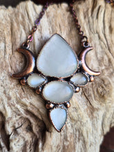 Carica l'immagine nel visualizzatore di Gallery, SELENE – Il Trionfo della Luce Piena