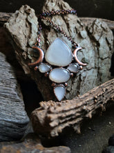 Carica l'immagine nel visualizzatore di Gallery, SELENE – Il Trionfo della Luce Piena