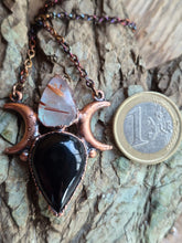 Carica l'immagine nel visualizzatore di Gallery, Pendente Goddess: L'Inno al Femminile Sacro