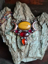 Carica l'immagine nel visualizzatore di Gallery, Il Rebis: L'Unione di Sole e Luna nella Materia