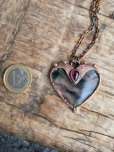 Carica l'immagine nel visualizzatore di Gallery, Cuore di Bosco: Il Battito che Ritorna alla Selva