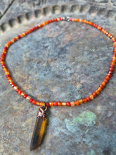 Carica l'immagine nel visualizzatore di Gallery, Forza del Sole: Collana in Corniola e Raro Quarzo Citrino dello Zambia