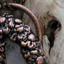 Carica l'immagine nel visualizzatore di Gallery, Flora