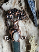 Carica l'immagine nel visualizzatore di Gallery, Yggdrasill con Avventurina ed Adularia