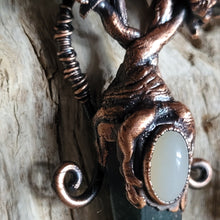 Carica l'immagine nel visualizzatore di Gallery, Yggdrasill con Avventurina ed Adularia