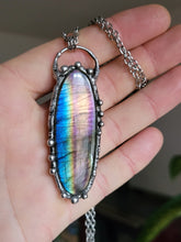 Carica l'immagine nel visualizzatore di Gallery, Silenia