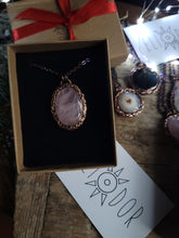 Carica l&#39;immagine nel visualizzatore di Gallery, Destiny Quarzo rosa
