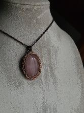 Carica l&#39;immagine nel visualizzatore di Gallery, Destiny Quarzo rosa
