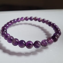 Carica l&#39;immagine nel visualizzatore di Gallery, Bracciale elastico perle 6 mm
