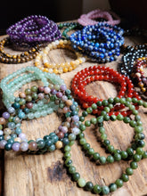 Carica l&#39;immagine nel visualizzatore di Gallery, Bracciale elastico perle 6 mm
