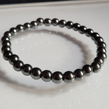 Carica l&#39;immagine nel visualizzatore di Gallery, Bracciale elastico perle 6 mm
