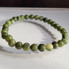 Carica l&#39;immagine nel visualizzatore di Gallery, Bracciale elastico perle 6 mm
