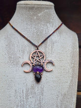 Carica l&#39;immagine nel visualizzatore di Gallery, Grimorio con triplice luna
