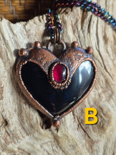 Carica l&#39;immagine nel visualizzatore di Gallery, Cuore di Strega 🖤
