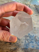 Carica l'immagine nel visualizzatore di Gallery, Quarzo ialino
