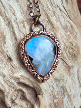 Carica l'immagine nel visualizzatore di Gallery, Destiny Labradorite bianca
