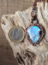 Carica l'immagine nel visualizzatore di Gallery, Destiny Labradorite bianca
