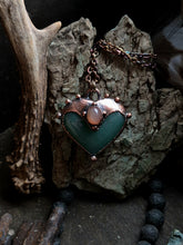 Carica l'immagine nel visualizzatore di Gallery, Love Avventurina e Adularia pesca
