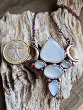 Carica l'immagine nel visualizzatore di Gallery, SELENE – Il Trionfo della Luce Piena
