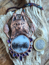 Carica l'immagine nel visualizzatore di Gallery, Il Fantasma dei Boschi: Pendente Totem Lince con Agata Dendritica e Tanzanite
