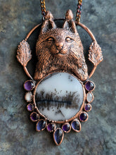 Carica l'immagine nel visualizzatore di Gallery, Il Fantasma dei Boschi: Pendente Totem Lince con Agata Dendritica e Tanzanite
