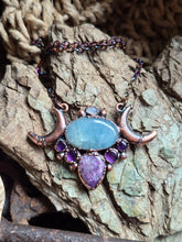 Carica l'immagine nel visualizzatore di Gallery, Dea delle Acque Sacre: Il Tempio del Flusso Interiore
