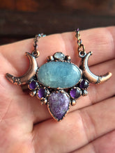 Carica l'immagine nel visualizzatore di Gallery, Dea delle Acque Sacre: Il Tempio del Flusso Interiore
