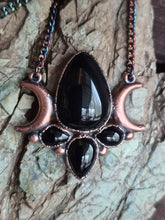 Carica l'immagine nel visualizzatore di Gallery, Ecate: Il Richiamo della Soglia
