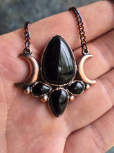 Carica l'immagine nel visualizzatore di Gallery, Ecate: Il Richiamo della Soglia
