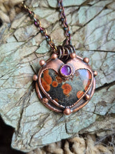 Carica l'immagine nel visualizzatore di Gallery, Il Cerchio dell'Anima: Pendente Cuore in Ossidiana Peanut e Ametista
