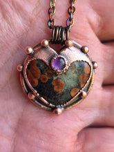Carica l'immagine nel visualizzatore di Gallery, Il Cerchio dell'Anima: Pendente Cuore in Ossidiana Peanut e Ametista
