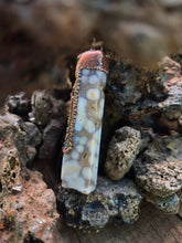 Carica l'immagine nel visualizzatore di Gallery, Monolith Numero 1: L'Anima Primordiale della Materia
