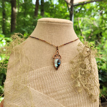 Carica l&#39;immagine nel visualizzatore di Gallery, Triquetra Opale nero e Labradorite bianca
